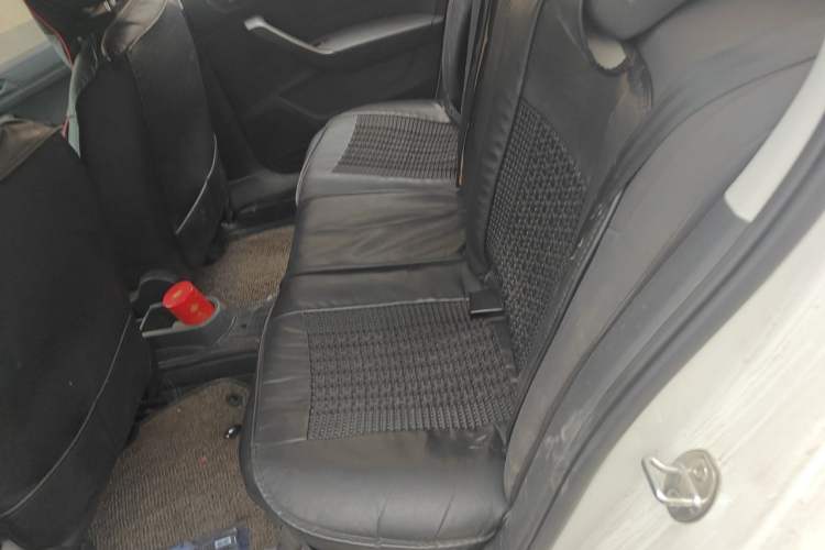 Used Volkswagen Santana 2016 1.6L Manual Fashion Edition Left Rear Seat