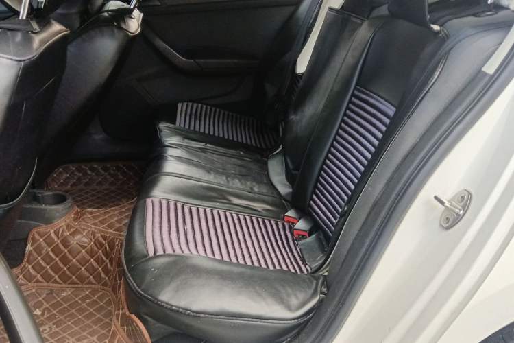 Used Volkswagen Santana 2016 1.6L Manual Fashion Edition Left Rear Seat