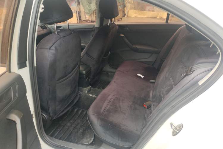 Used Volkswagen Santana 2016 1.6L Manual Fashion Edition Left Rear Seat