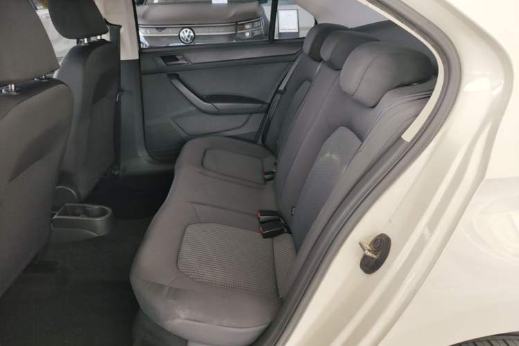 Used Volkswagen Santana 2016 1.4L Manual Fashion Edition Left Rear Seat
