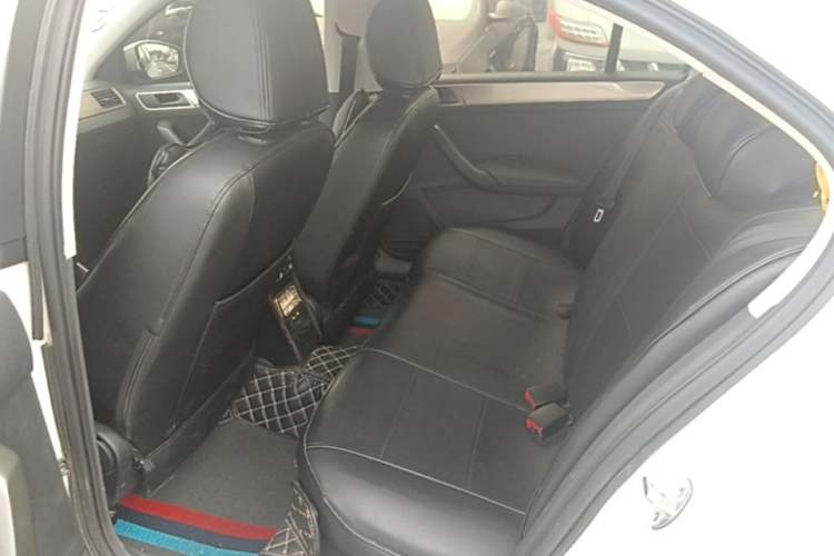 Used Volkswagen Santana 2016 1.6L Manual Fashion Edition Left Rear Seat