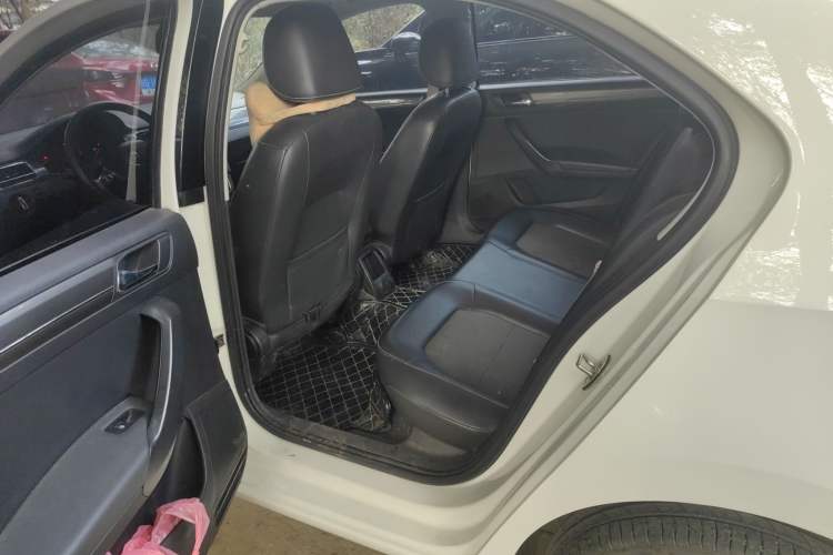 Used Volkswagen Santana 2016 1.6L Manual Comfort Edition Left Rear Seat