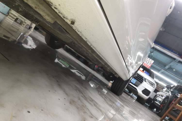 Used Volkswagen Santana 2016 1.6L Automatic Fashion Edition Left Side Sill