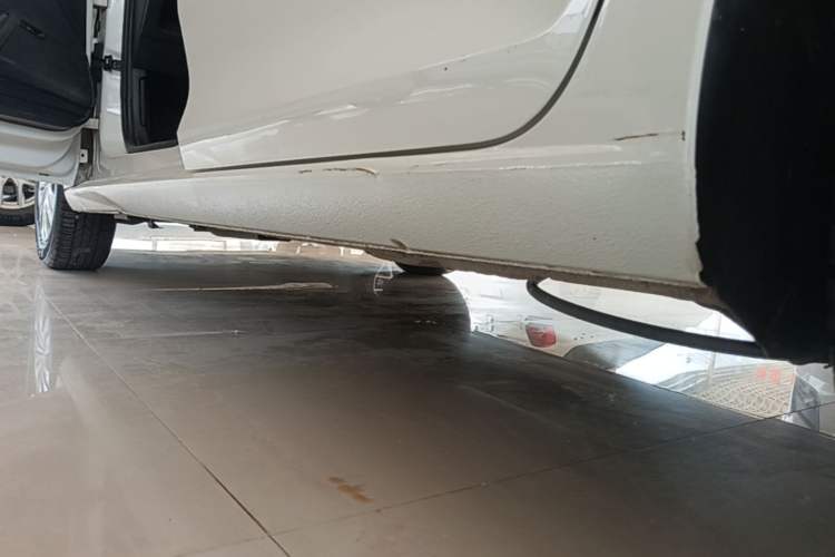 Used Volkswagen Santana 2016 1.6L Manual Fashion Edition Left Side Sill