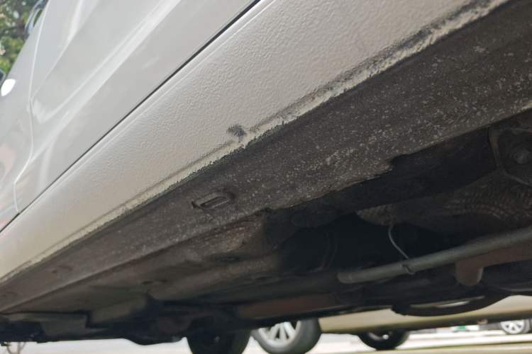 Used Volkswagen Santana 2016 1.6L Manual Fashion Edition Left Side Sill