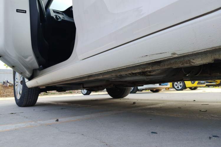 Used Volkswagen Santana 2016 1.4L Manual Fashion Edition Left Side Sill