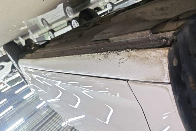 Used Volkswagen Santana 2016 1.6L Automatic Fashion Edition Left Side Sill