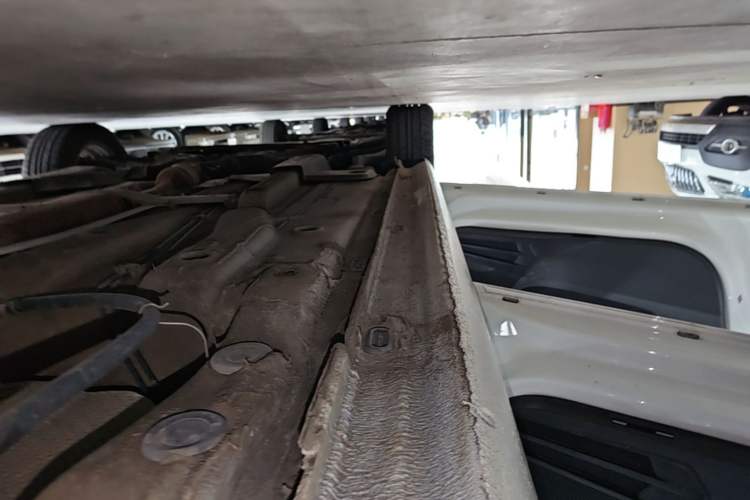 Used Volkswagen Santana 2016 1.6L Automatic Fashion Edition Left Side Sill