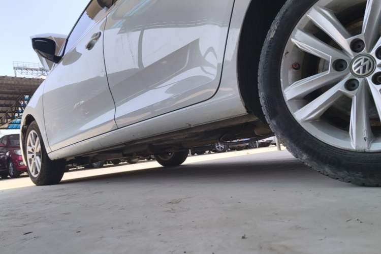Used Volkswagen Santana 2016 1.6L Automatic Comfort Edition Left Side Sill