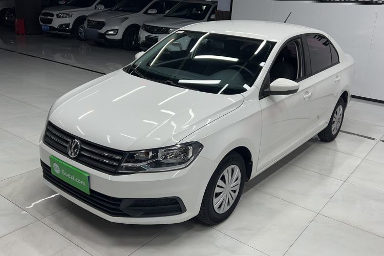 Used Volkswagen Santana 2016 1.6L Manual Fashion Edition Guazi used car, China used car export, Used car for sale, Used  cars, Cheapest cars for sale