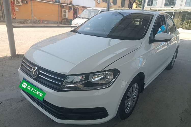 Used Volkswagen Santana 2016 1.6L Manual Fashion Edition Guazi used car, China used car export, Used car for sale, Used  cars, Cheapest cars for sale