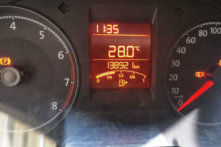 Used Volkswagen Santana 2016 1.6L Manual Fashion Edition Odometer Close Up