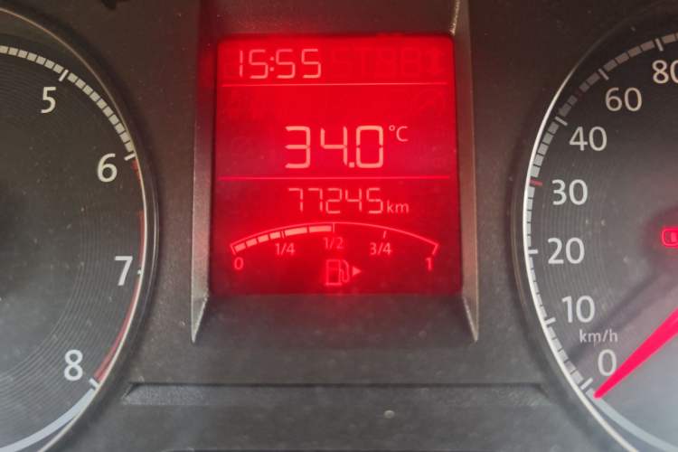 Used Volkswagen Santana 2016 1.4L Manual Fashion Edition Odometer Close Up