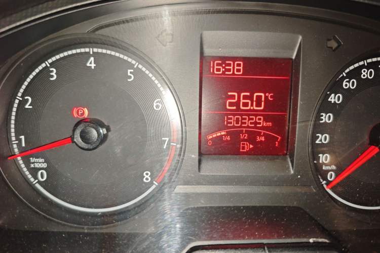 Used Volkswagen Santana 2016 1.4L Manual Fashion Edition Odometer Close Up