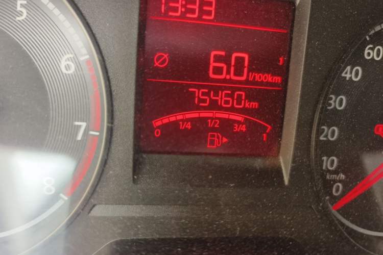 Used Volkswagen Santana 2016 1.4L Manual Fashion Edition Odometer Close Up