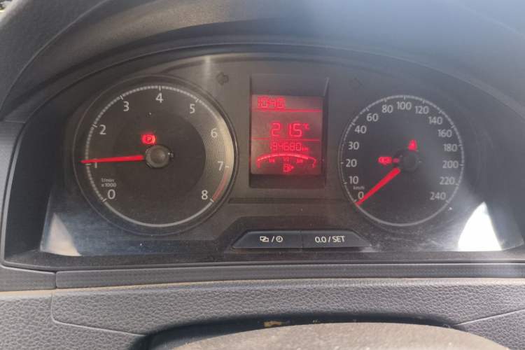Used Volkswagen Santana 2016 1.6L Manual Fashion Edition Odometer Close Up