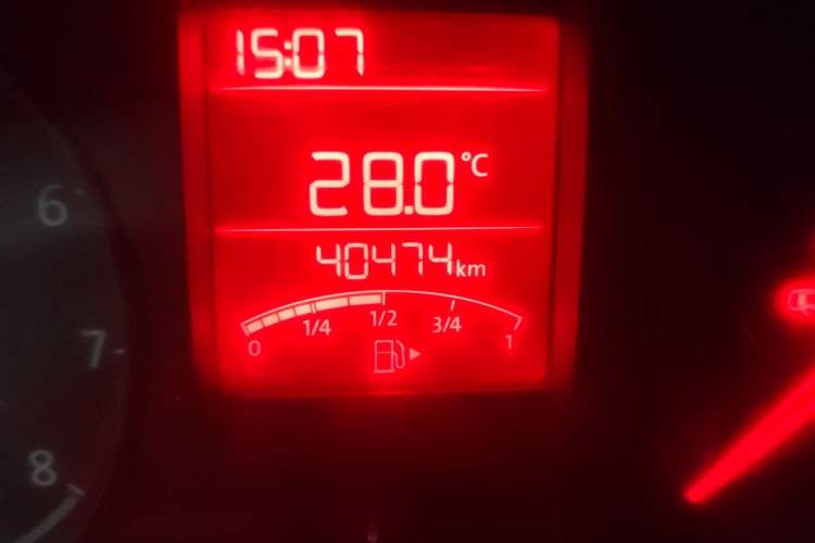 Used Volkswagen Santana 2016 1.4L Manual Fashion Edition Odometer Close Up