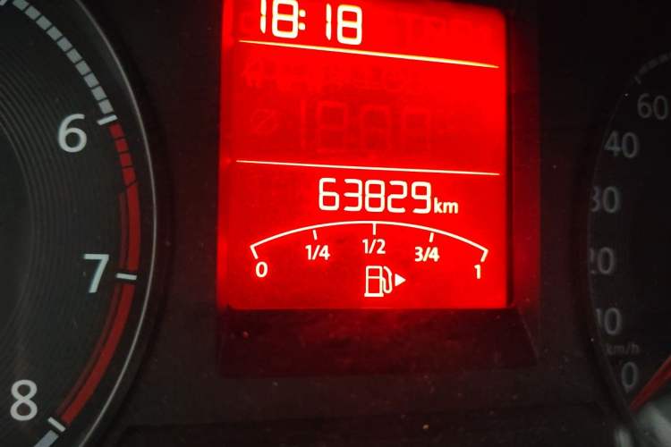 Used Volkswagen Santana 2016 1.6L Manual Fashion Edition Odometer Close Up