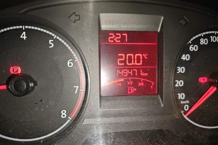 Used Volkswagen Santana 2016 1.6L Manual Fashion Edition Odometer Close Up