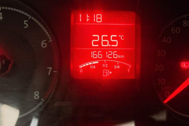 Used Volkswagen Santana 2016 1.6L Manual Fashion Edition Odometer Close Up