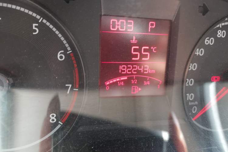 Used Volkswagen Santana 2016 1.6L Automatic Comfort Edition Odometer Close Up