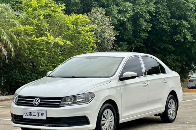 Ojetý Volkswagen Santana 2016 1.6L Automatic Fashion Edition