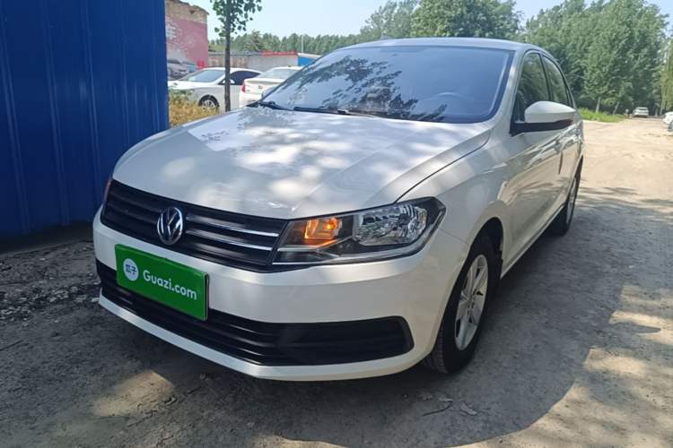 Used Volkswagen Santana 2016 1.6L Manual Fashion Edition Guazi used car, China used car export, Used car for sale, Used  cars, Cheapest cars for sale