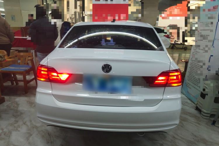 Used Volkswagen Santana 2016 1.6L Automatic Fashion Edition Rear