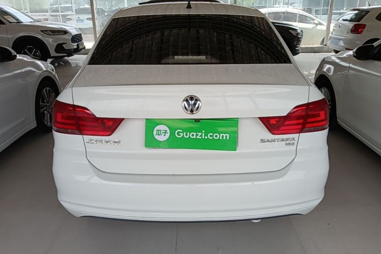 Used Volkswagen Santana 2016 1.6L Manual Fashion Edition Rear