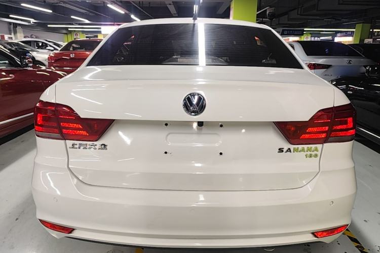 Used Volkswagen Santana 2016 1.6L Automatic Comfort Edition Rear