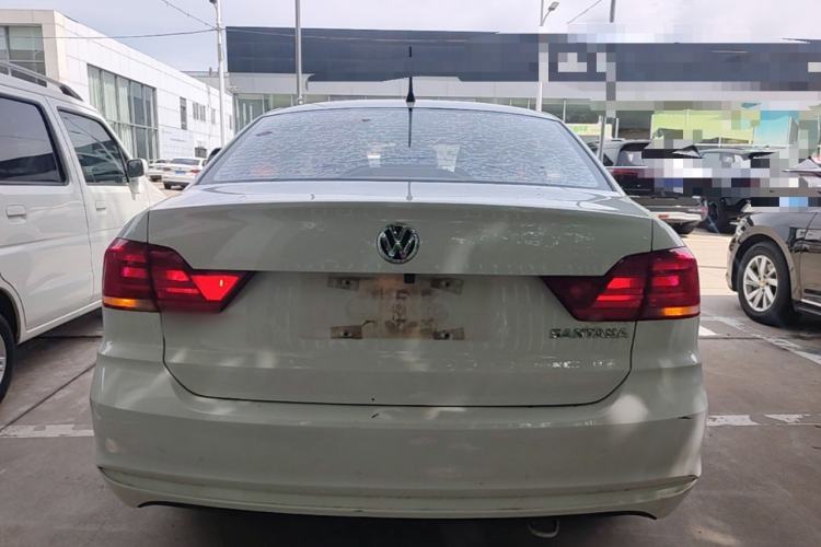 Used Volkswagen Santana 2016 1.4L Manual Fashion Edition Rear