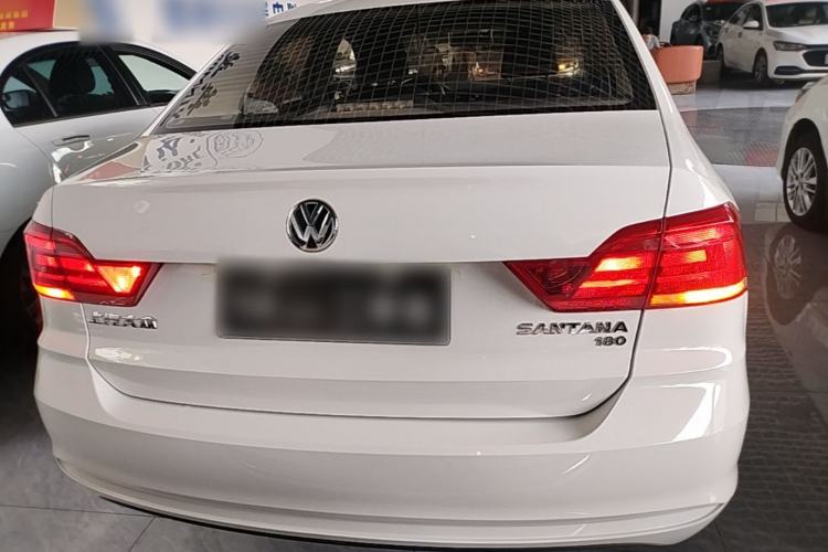 Used Volkswagen Santana 2016 1.6L Manual Fashion Edition Rear