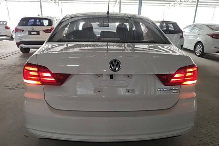 Used Volkswagen Santana 2016 1.6L Manual Fashion Edition Rear