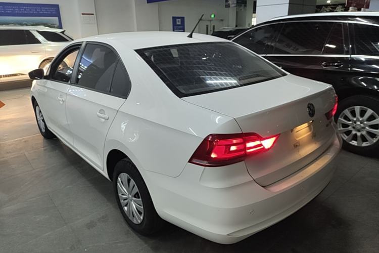 Used Volkswagen Santana 2016 1.4L Manual Fashion Edition Rear Left 45 Deg