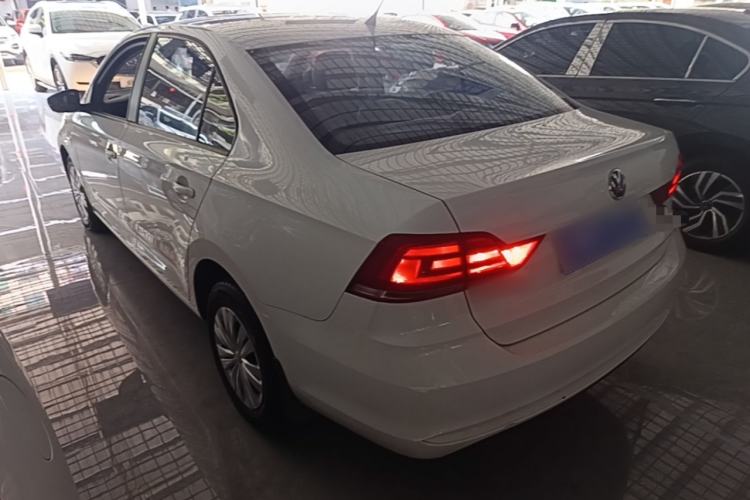 Used Volkswagen Santana 2016 1.6L Automatic Fashion Edition Rear Left 45 Deg