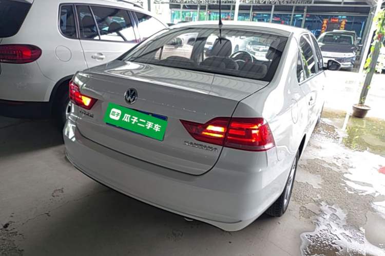 Used Volkswagen Santana 2016 1.4L Manual Fashion Edition Rear Right 45 Deg