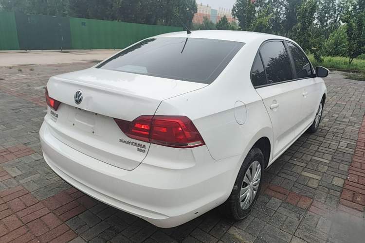 Used Volkswagen Santana 2016 1.6L Automatic Fashion Edition Rear Right 45 Deg
