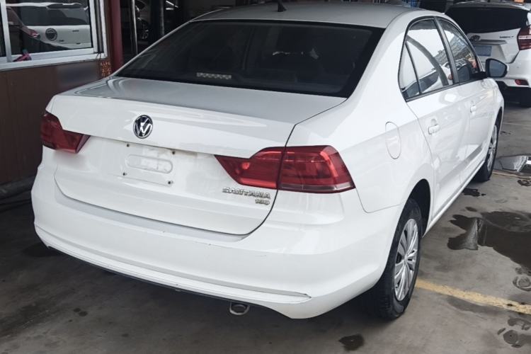 Used Volkswagen Santana 2016 1.6L Manual Fashion Edition Rear Right 45 Deg