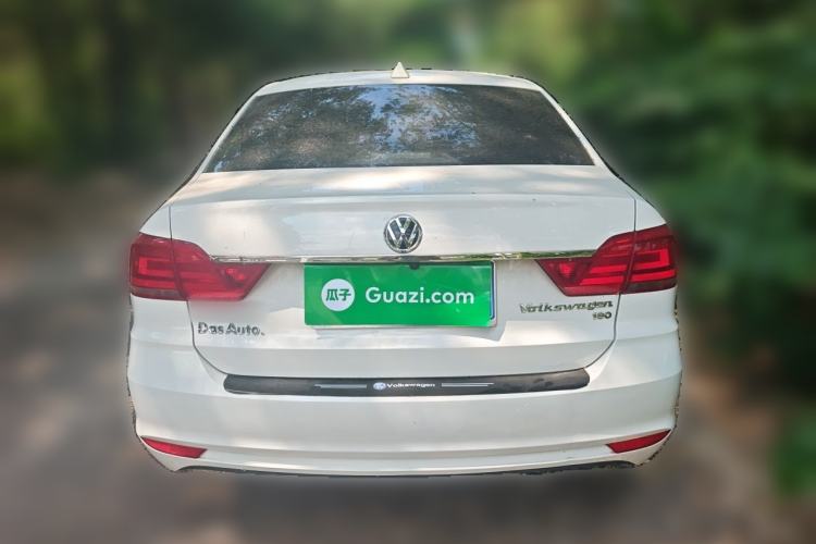 Used Volkswagen Santana 2016 1.6L Manual Fashion Edition Rear
