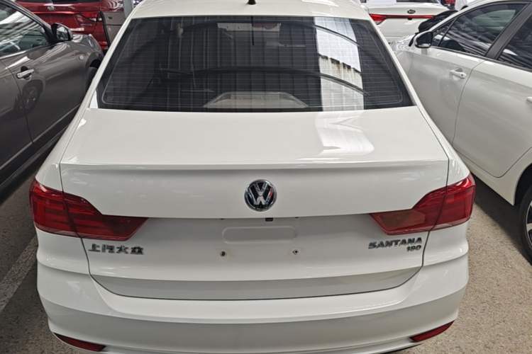Used Volkswagen Santana 2016 1.6L Automatic Fashion Edition Rear