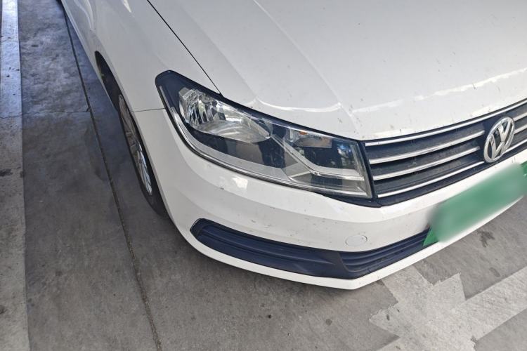 Used Volkswagen Santana 2016 1.6L Manual Fashion Edition Right Front Headlight