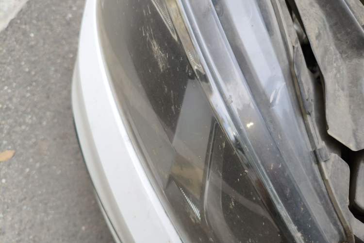 Used Volkswagen Santana 2016 1.6L Manual Fashion Edition Right Front Headlight