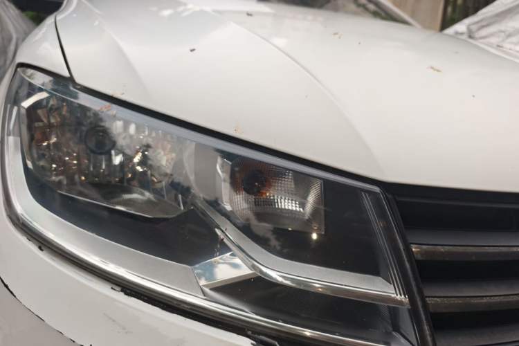 Used Volkswagen Santana 2016 1.6L Manual Fashion Edition Right Front Headlight