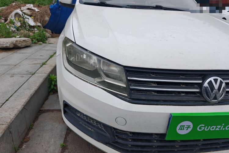 Used Volkswagen Santana 2016 1.6L Manual Fashion Edition Right Front Headlight