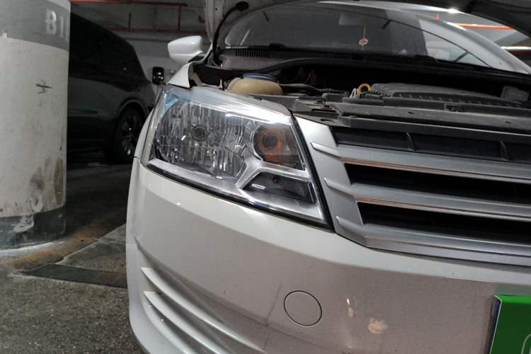 Used Volkswagen Santana 2016 1.4L Manual Fashion Edition Right Front Headlight