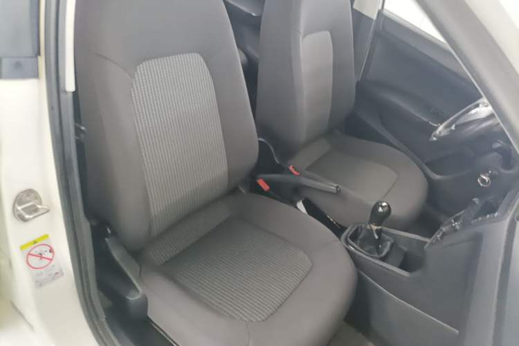 Used Volkswagen Santana 2016 1.6L Manual Fashion Edition Right Front Seat