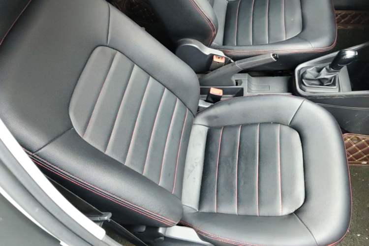 Used Volkswagen Santana 2016 1.6L Automatic Fashion Edition Right Front Seat