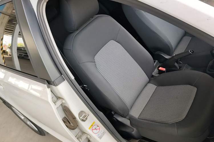 Used Volkswagen Santana 2016 1.4L Manual Fashion Edition Right Front Seat