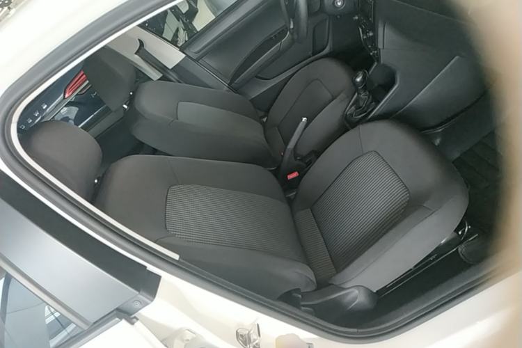 Used Volkswagen Santana 2016 1.6L Automatic Fashion Edition Right Front Seat