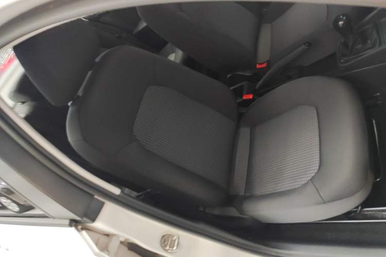 Used Volkswagen Santana 2016 1.6L Manual Fashion Edition Right Front Seat